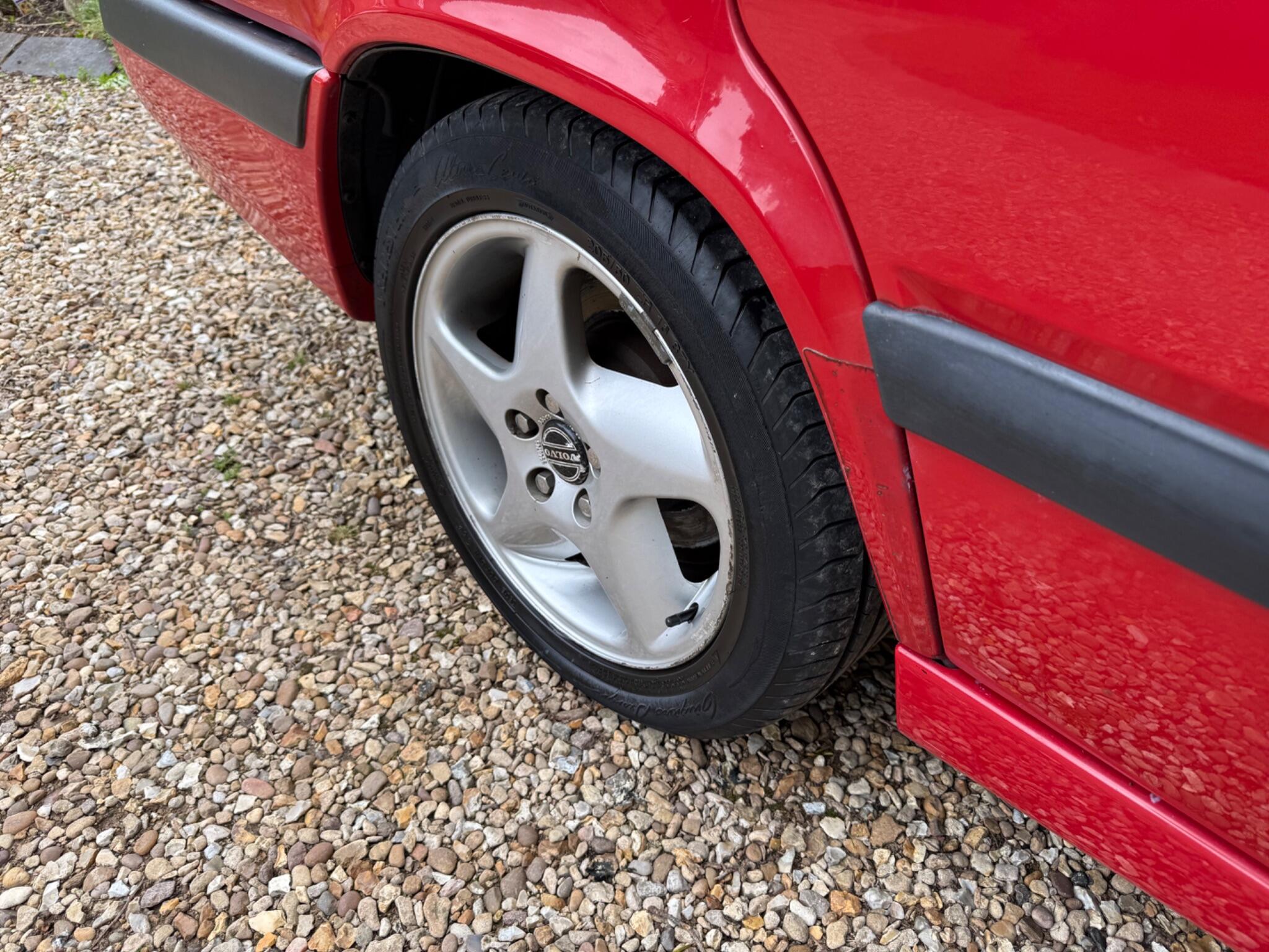 Volvo 850 2.5 20v GLT 5dr — photo 20 of 20